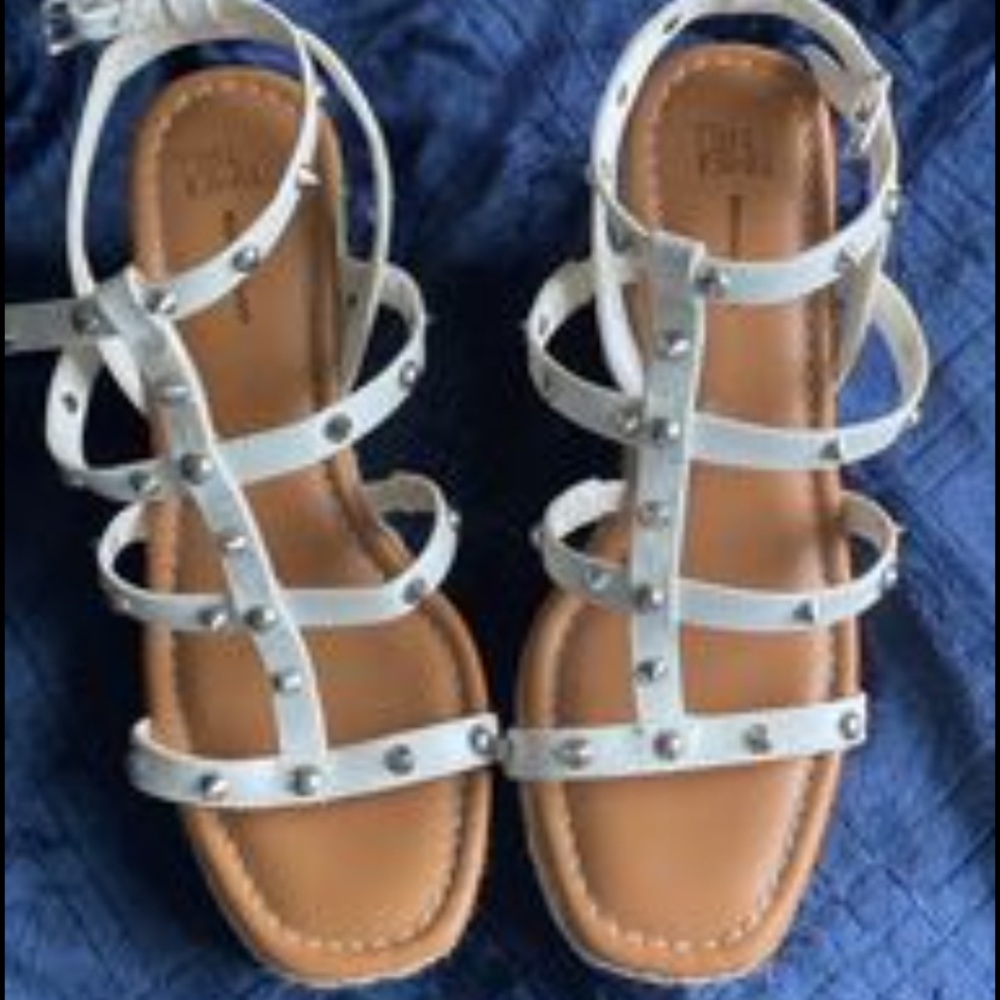 white wedges